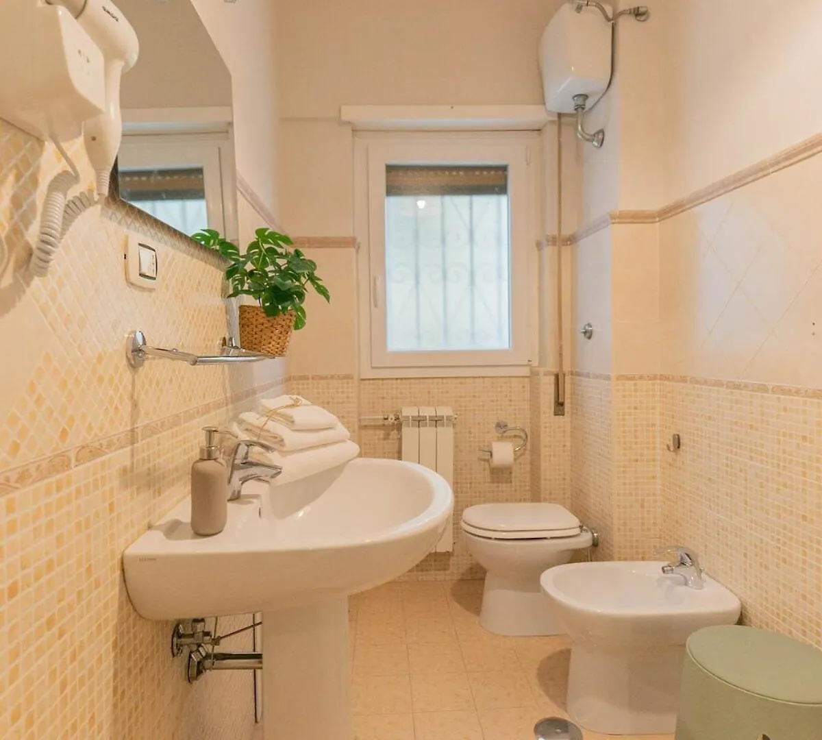 Apartment Dafne Room Wonderful Apt With Terrace Rome Italy