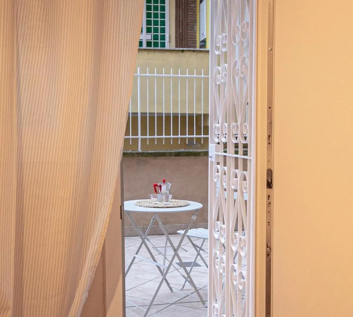 Apartment Dafne Room Wonderful Apt With Terrace Rome