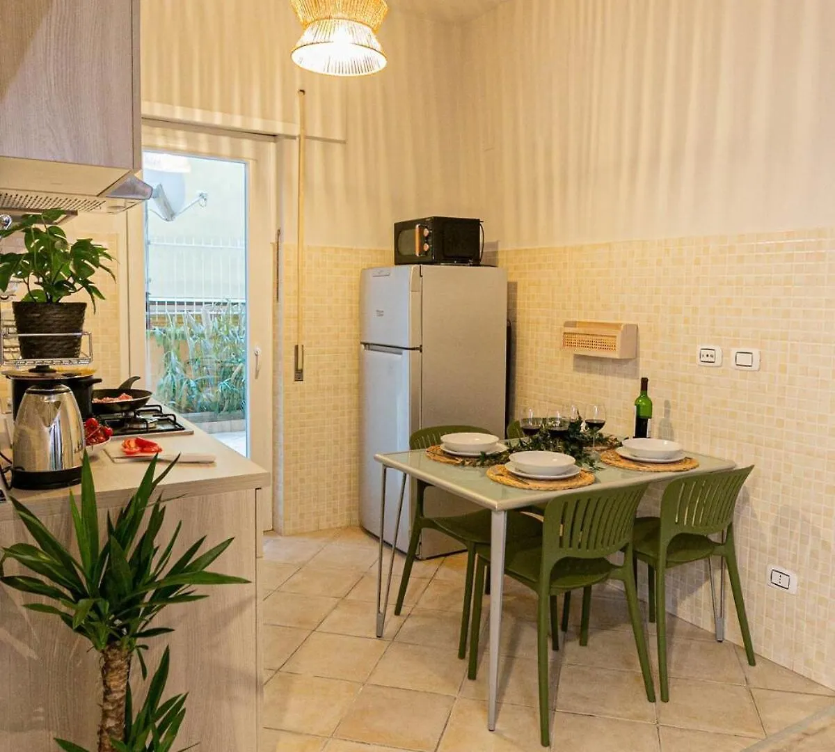 Dafne Room Wonderful Apt With Terrace Rome Apartment