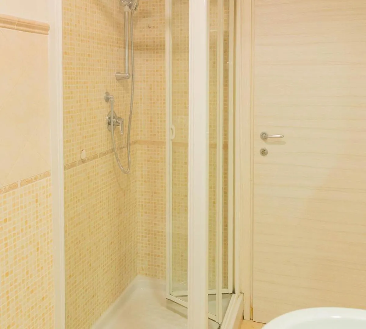 Apartment Dafne Room Wonderful Apt With Terrace Rome