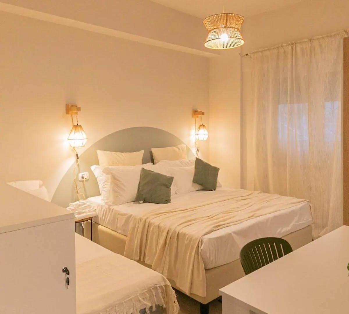 Dafne Room Wonderful Apt With Terrace Rome Apartment